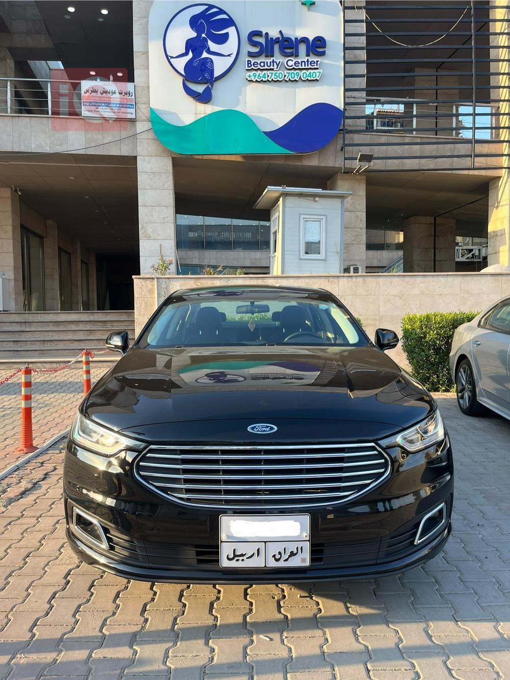 Ford Taurus